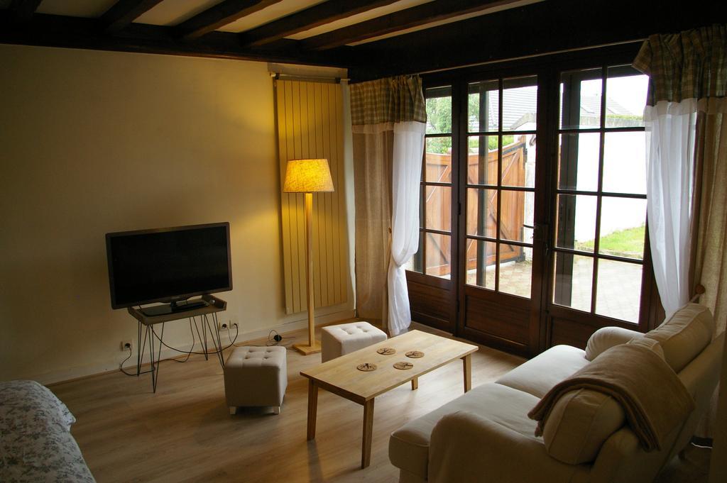 Apartmán Juniper House Vulaines-sur-Seine Exteriér fotografie